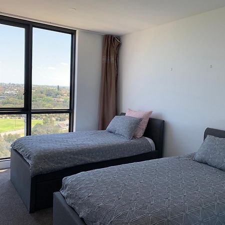 Panoramic Views In Luxurious Brand New Apartment Sidney Exterior foto